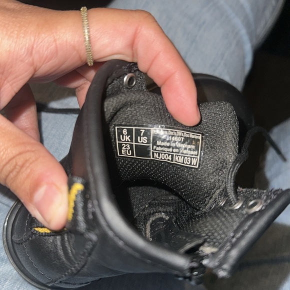 Dr. Marten toddler boots - Picture 6 of 6